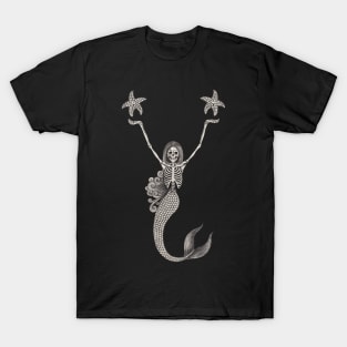 Mermaid skull fantasy surreal art. T-Shirt